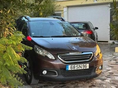 Usado Peugeot 2008 92 HP (67 kW) 2014 Castanho SUV