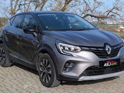 Usado Renault Captur Intens 100 HP (73 kW) 2022 Cinza SUV