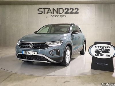 Azul Usado 2023 VW T-Roc Life SUV | € 22.450 (Preço justo)