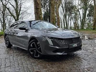 Usado Peugeot 508 GT 131 HP (96 kW) 2024 Cinza antracite Sedan
