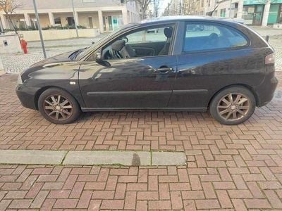 Usado Seat Ibiza 69 HP (50 kW) 2007 Preto Citadino