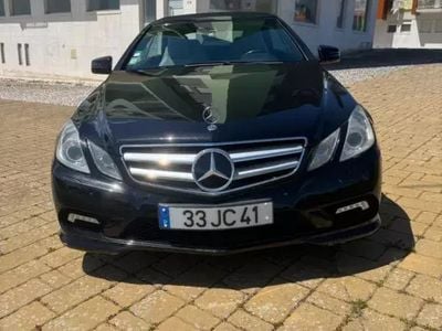 Preto Usado 2010 Mercedes E250 Avantgarde Cabrios | € 24.000