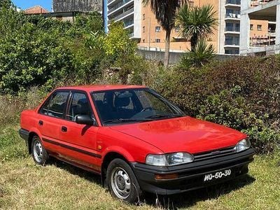 Usado 1990 Toyota Corolla Sedan | € 2.200