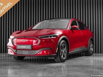 Usado Ford Mustang Mach-E 189 kW (258 HP) 2022 Vermelho SUV