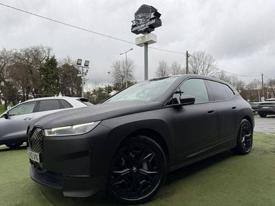 Usado BMW iX Comfort Edition 239 kW (326 HP) 2022 Preto SUV