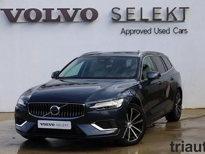 Cinzento Usado 2024 Volvo V60 Core Carrinha | € 41.300 (Preço justo)