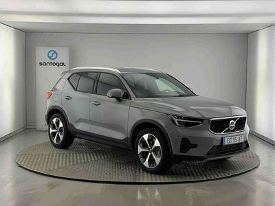Usado Volvo XC40 Core 163 HP (119 kW) 2025 Cinzento SUV