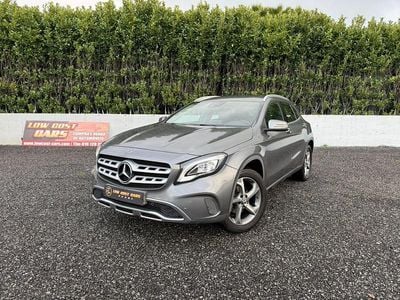 Usado Mercedes GLA180 Urban 109 HP (80 kW) 2017 Cinza SUV