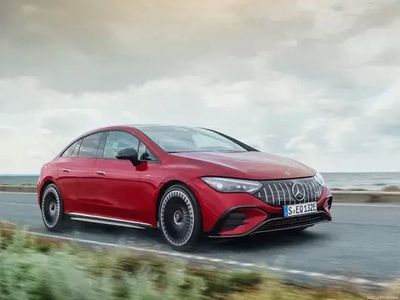 Usado Mercedes EQE AMG 43 AMG 350 kW (476 HP) 2023 Cinzento SUV