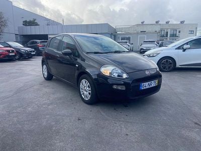 Preto Usado 2013 Fiat Punto Lounge Citadino | € 5.900 (Bom preço)