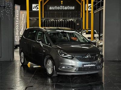Cinzento Usado 2017 Opel Zafira Innovation Monovolume | € 14.990 (Preço justo)