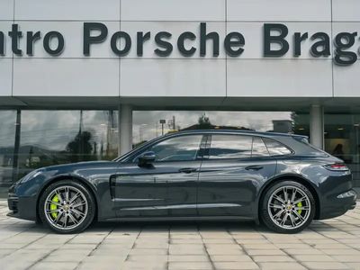 Porsche Panamera 4S