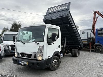 Branco Usado 2014 Nissan Cabstar Pickup | € 22.500