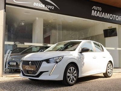 Branco Usado 2023 Peugeot 208 Active Citadino | € 14.500 (Bom preço)