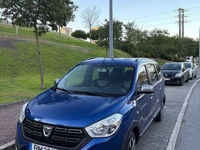 Usado 2021 Dacia Lodgy Stepway Monovolume | € 11.000