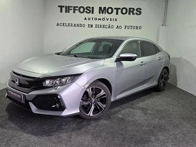 Usado Honda Civic 126 HP (92 kW) 2019 Cinzento