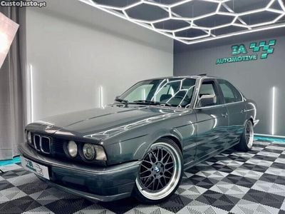 Cinza Usado 1988 BMW 520 Sedan | € 5.999