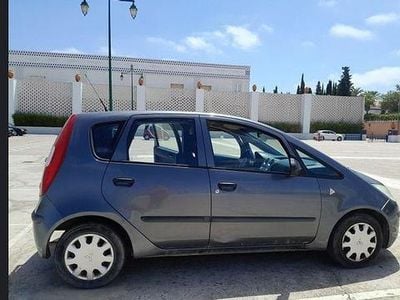Usado 2008 Mitsubishi Colt Sedan | € 4.500