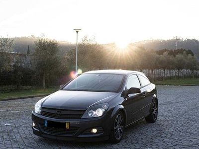 Opel Astra GTC