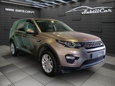 Usado Land Rover Discovery 5 R-Dynamic 150 HP (110 kW) 2017 Cinza SUV