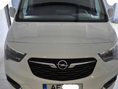 Branco Usado 2021 Opel Combo Carrinha | € 12.900 (Preço justo)