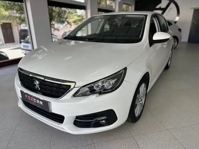 Branco Usado 2021 Peugeot 308 Active | € 19.950 (Preço elevado)