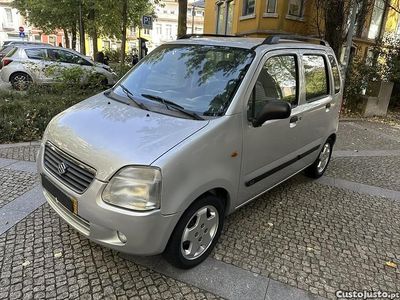 Cinza Usado 2000 Suzuki Wagon R+ GLX Monovolume | € 2.950