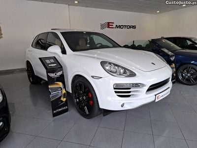 Branco Usado 2012 Porsche Cayenne Platinum Edition SUV | € 33.990 (Caro)