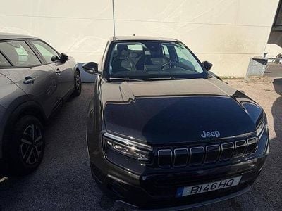 Usado Jeep Avenger Altitude 101 HP (74 kW) 2024 Preto SUV