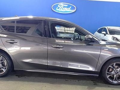 Cinza Usado 2021 Ford Focus ST-Line | € 18.900 (Preço justo)