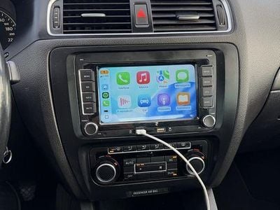 Usado VW Jetta 105 HP (77 kW) 2011 Sedan