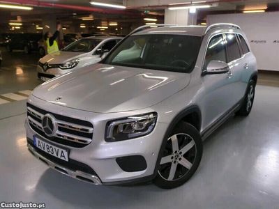 Mercedes GLB180