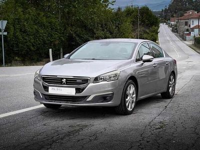 Cinzento Usado 2015 Peugeot 508 Sedan | € 12.950 (Preço justo)