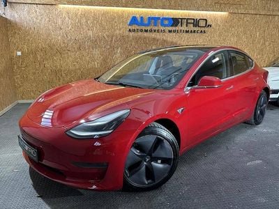 Vermelho Usado 2019 Tesla Model 3 Sedan | € 23.900 (Preço justo)