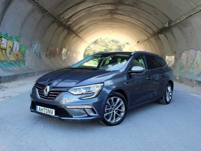 Usado Renault Mégane GrandTour 116 HP (85 kW) 2021 Cinzento Carrinha