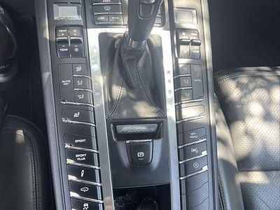 Usado Porsche Macan Turbo 400 HP (294 kW) 2015 SUV