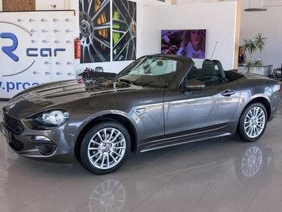 Usado Fiat 124 Spider 140 HP (102 kW) 2019 Cinza escuro Cabrios