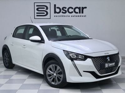 Peugeot e-208
