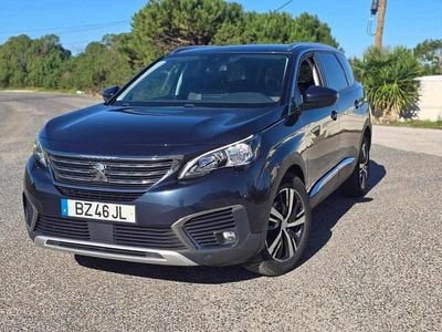 Cinza Usado 2017 Peugeot 5008 Allure SUV | € 19.750 (Preço justo)