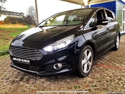 Preto Usado 2015 Ford S-MAX Titanium Monovolume | € 16.750 (Preço justo)