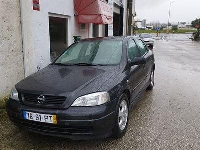 Usado 2000 Opel Astra Sedan | € 1.500 (Preço justo)