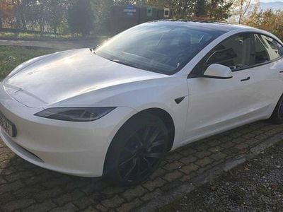 Usado 2024 Tesla Model 3 Sedan | € 37.500 (Preço elevado)