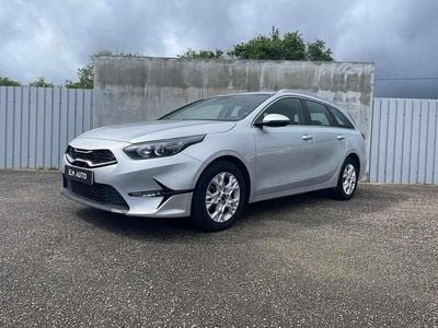 Usado Kia Ceed Sportswagon 120 HP (88 kW) 2023 Cinzento Carrinha