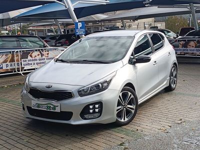 Usado Kia Ceed GT GT-Line 136 HP (100 kW) 2016 Cinza