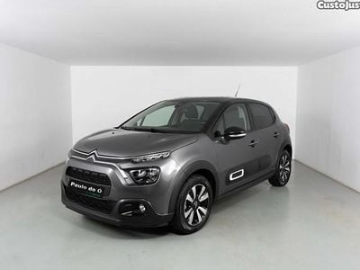 Cinza Usado 2024 Citroën C3 PureTech Citadino | € 16.980 (Preço justo)