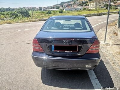 Mercedes C200