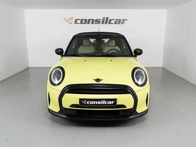 Usado Mini Cooper Cabriolet 136 HP (100 kW) 2021 Amarelo Cabrios