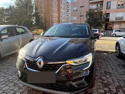 Usado Renault Arkana 143 HP (105 kW) 2022 Preto SUV