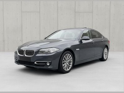 Usado BMW 520 Luxury Line 190 HP (139 kW) 2014 Cinza Sedan