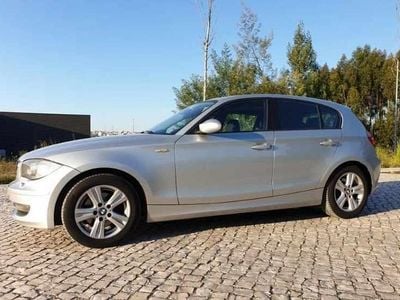 Cinzento Usado 2008 BMW 120 Citadino | € 2.500